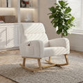 Rocking chair à dossier haut en bouclette blanche, pieds en bois clair