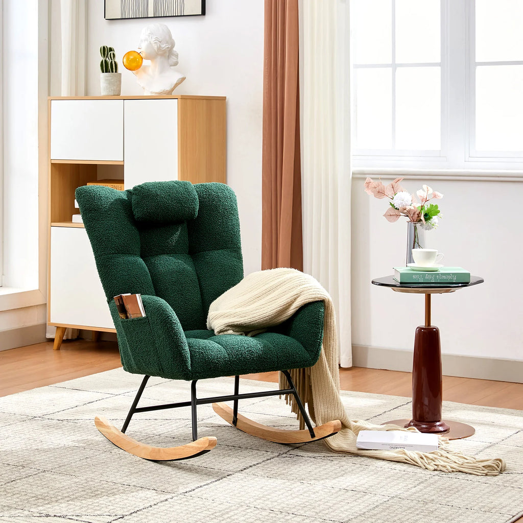Rocking chair bouclette vert sapin dans un salon