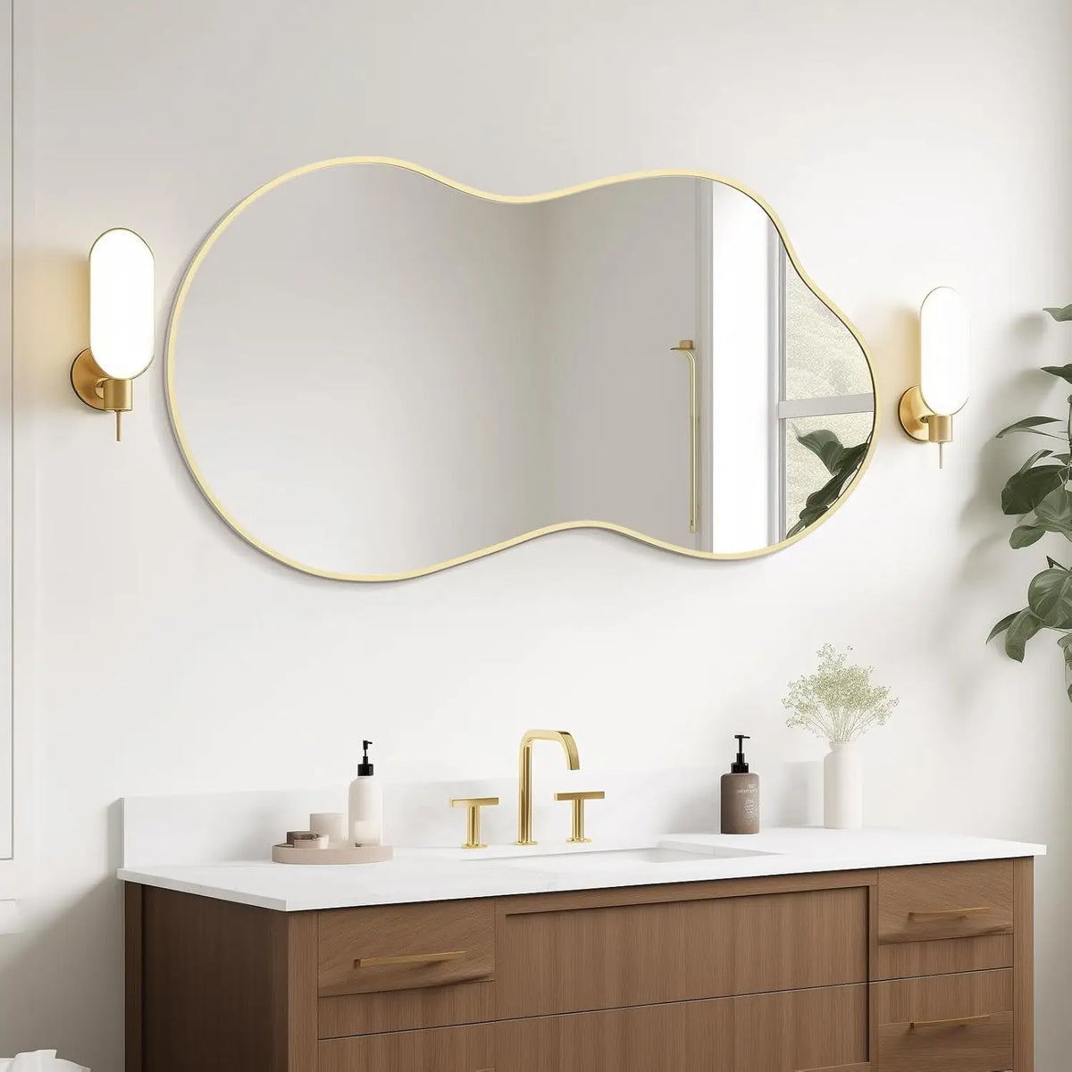 Détail du cadre en métal du miroir organique