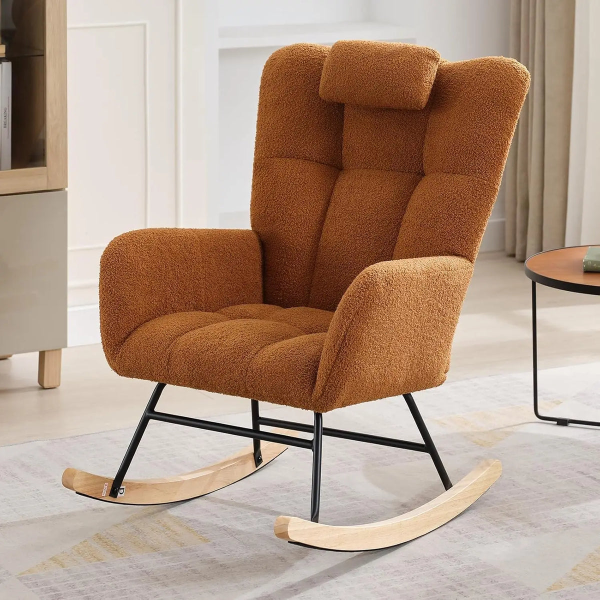 Rocking chair bouclette caramel avec appui-tête